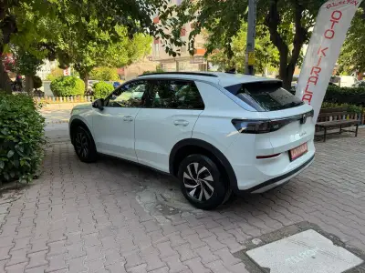 VOLKSWAGEN T-ROC Kiralama - Görsel 8