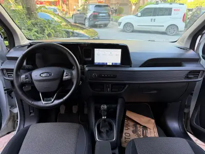 FORD COURİER Kiralama - Görsel 8